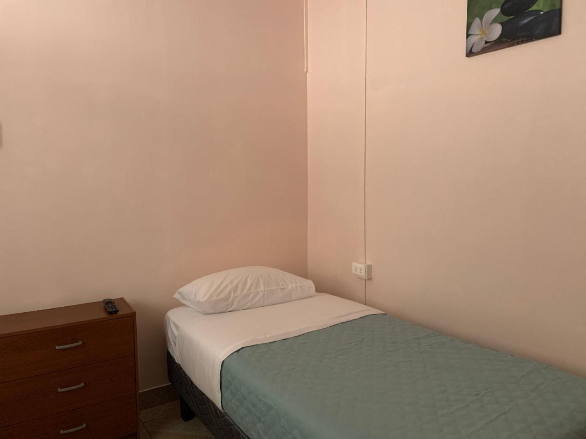 Hostal Iria Антофагаста Екстериор снимка